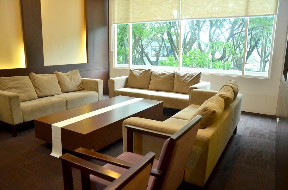 Grand Cakra Hotel מאלאנג מראה חיצוני תמונה