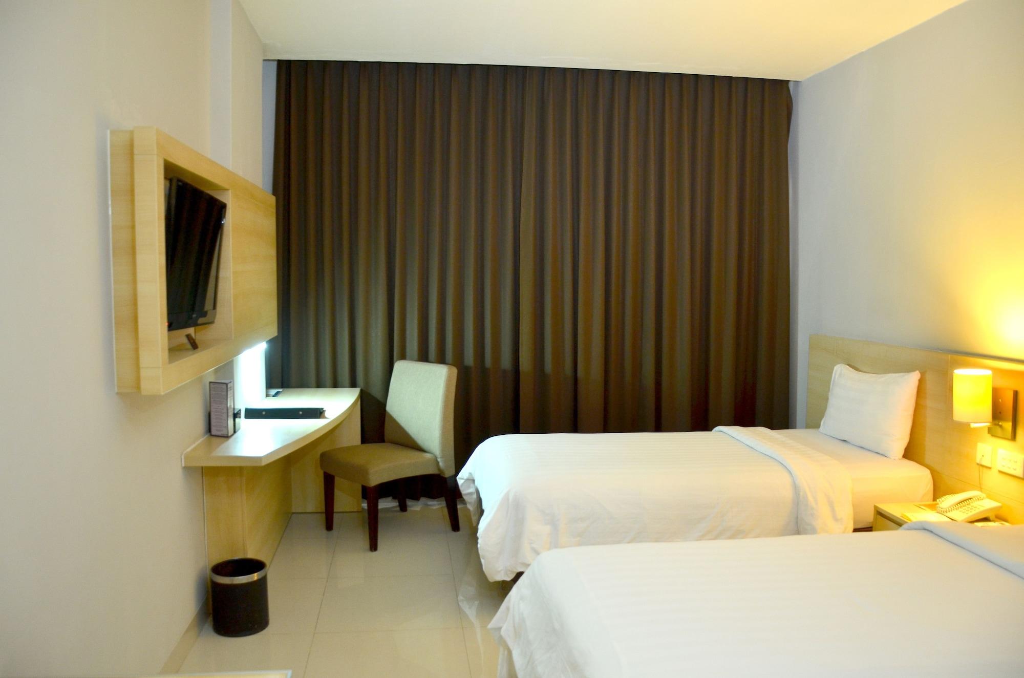 Grand Cakra Hotel מאלאנג מראה חיצוני תמונה