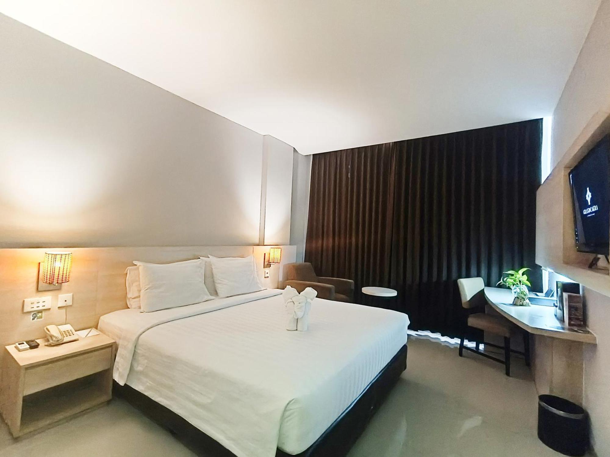 Grand Cakra Hotel מאלאנג מראה חיצוני תמונה