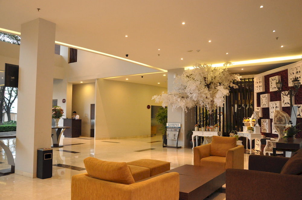 Grand Cakra Hotel מאלאנג מראה חיצוני תמונה