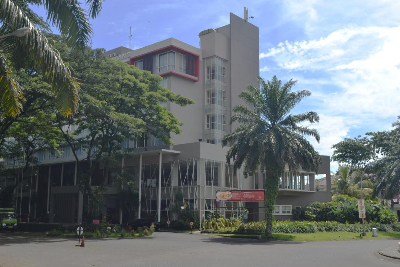 Grand Cakra Hotel מאלאנג מראה חיצוני תמונה